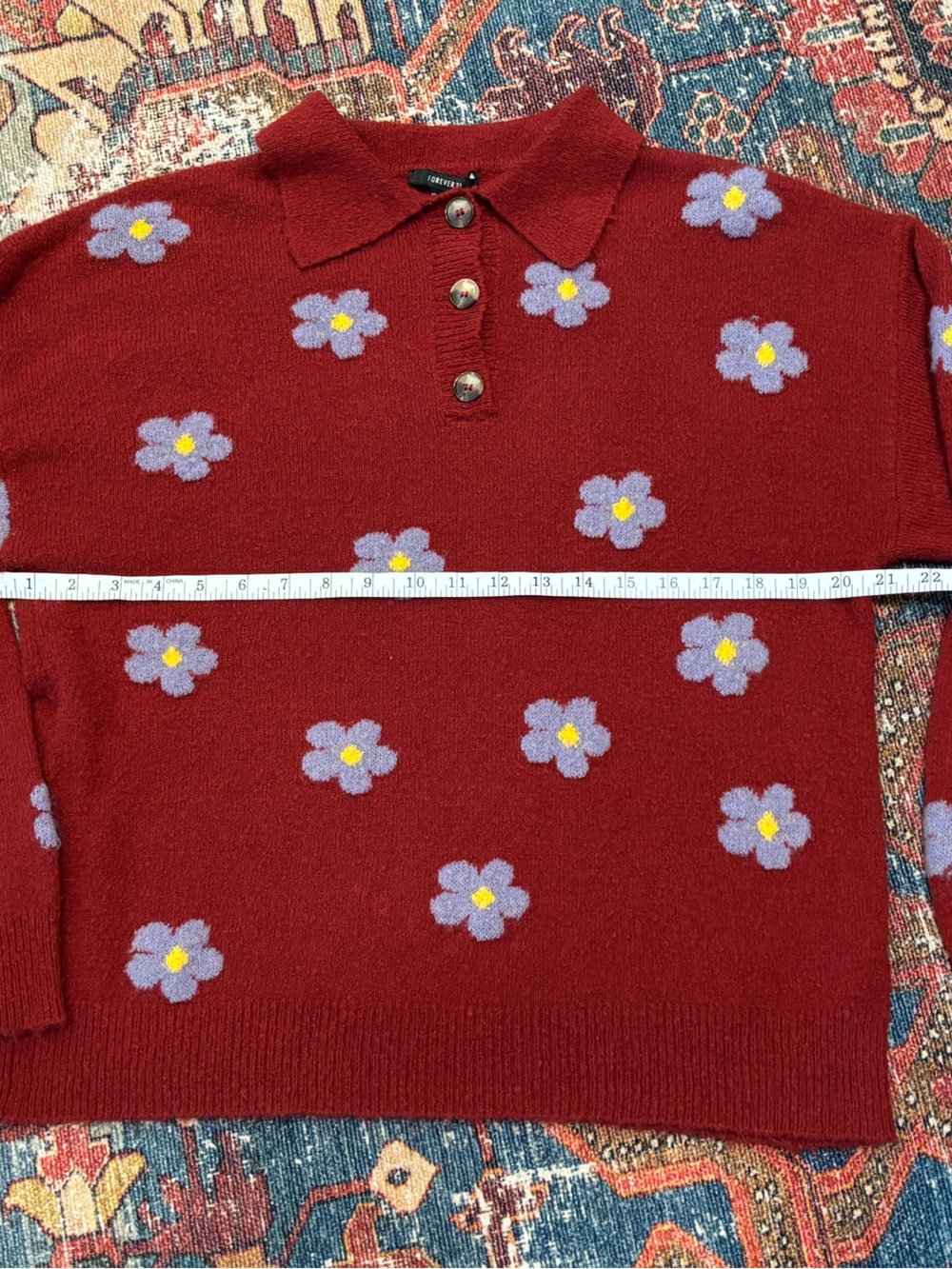 Red flower sweater Large - Picture 2 of 6